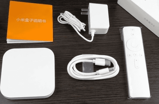 Составляющие комплекта Xiaomi Mi Box 4